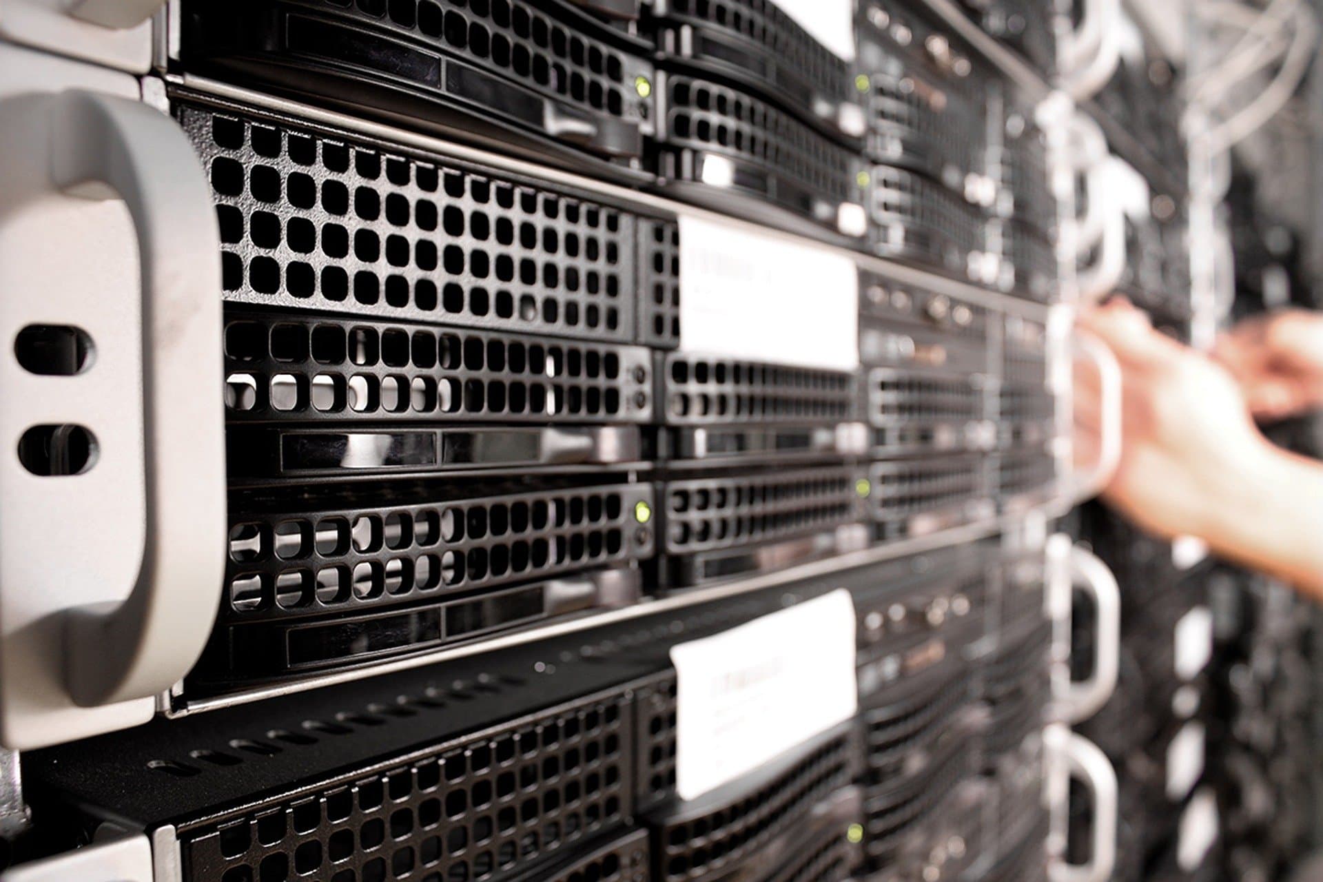How To Implement A Client - Server Architecture in MySQL